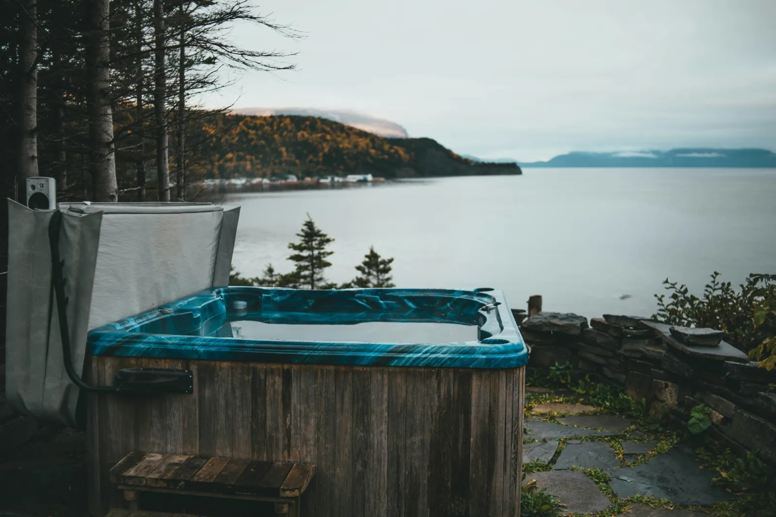 airbnb cabin hot tub deck