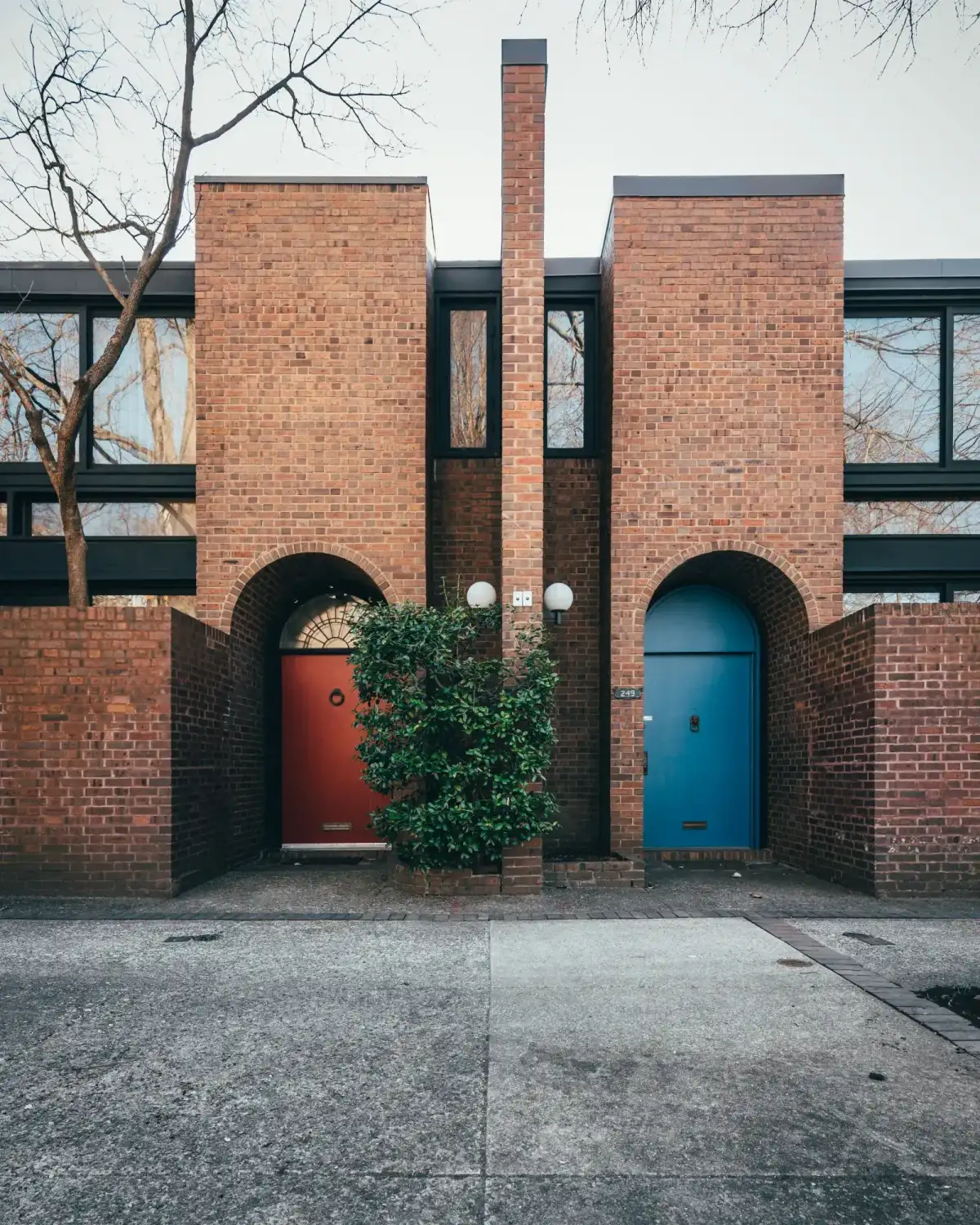 duplex house two doors