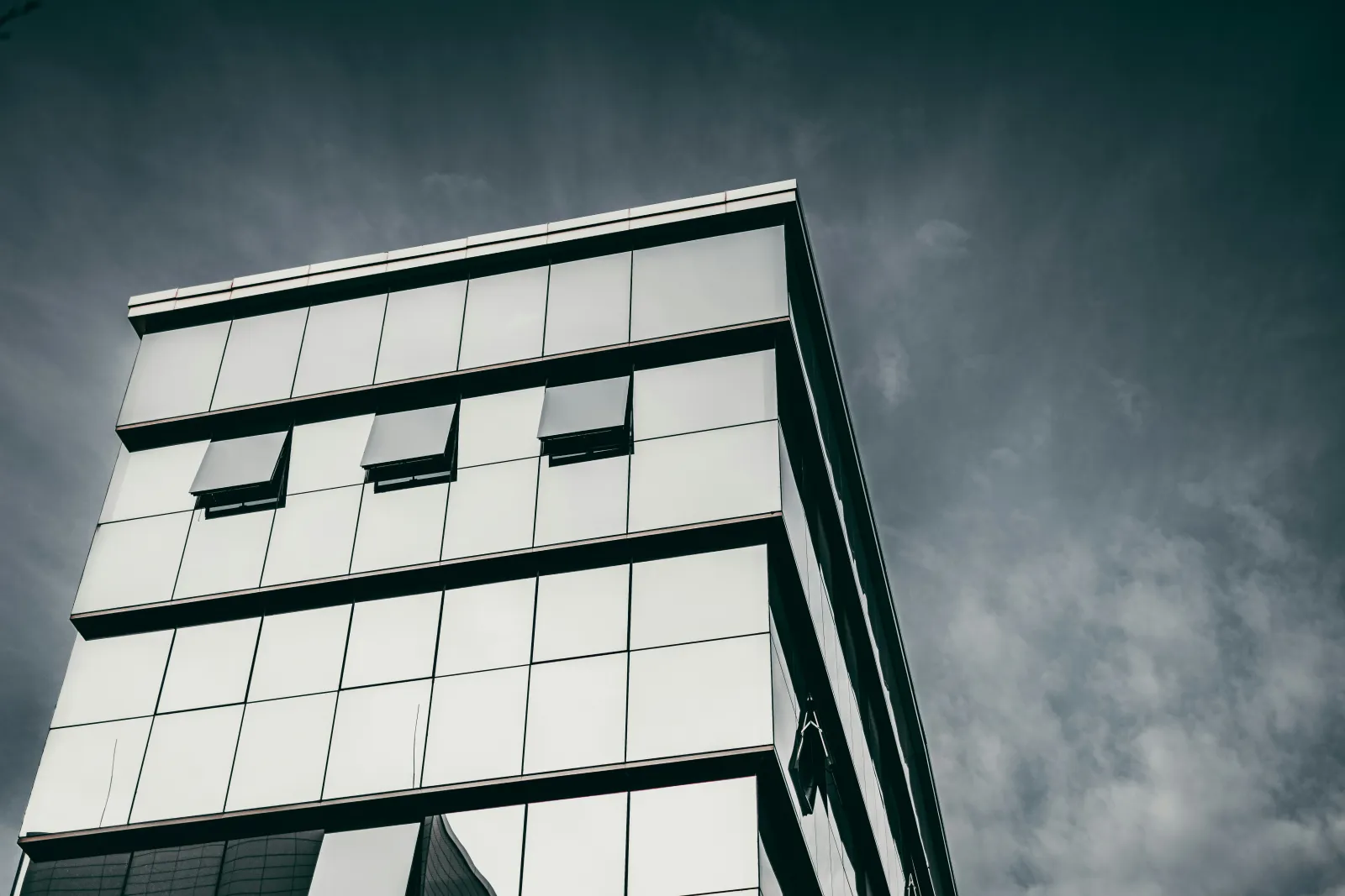 Industrial warehouse and distribution facility with loading docks and yard area